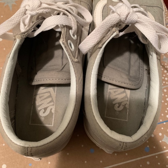 grey low top vans! - Picture 4 of 4